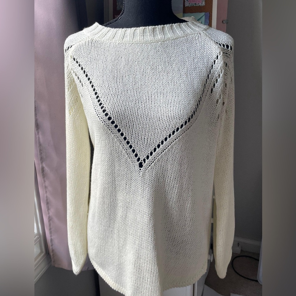 SugarLips Boutique Cream sweater. Size small.